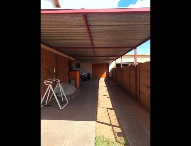 3 BEDROOM HOUSE FOR SALE IN VANDERBIJLPARK SE 6